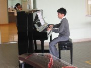 IMG016 * 2272 x 1704 * (944KB)