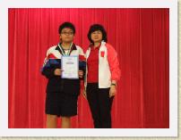 DSCF1622 * 香港國際武術節組委會「迎奧運盃」第六屆香港國際武術節  個人棍術女子組第二名 - 6B 陳靖琦 * 2592 x 1944 * (1.21MB)